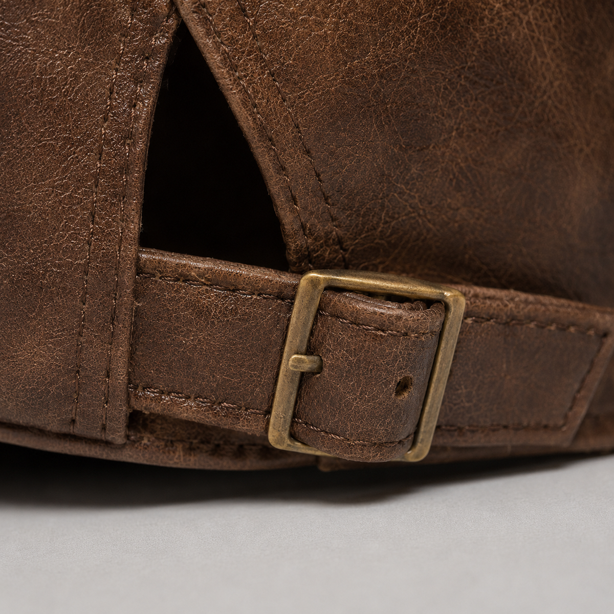 Conrad | Boina de cuero