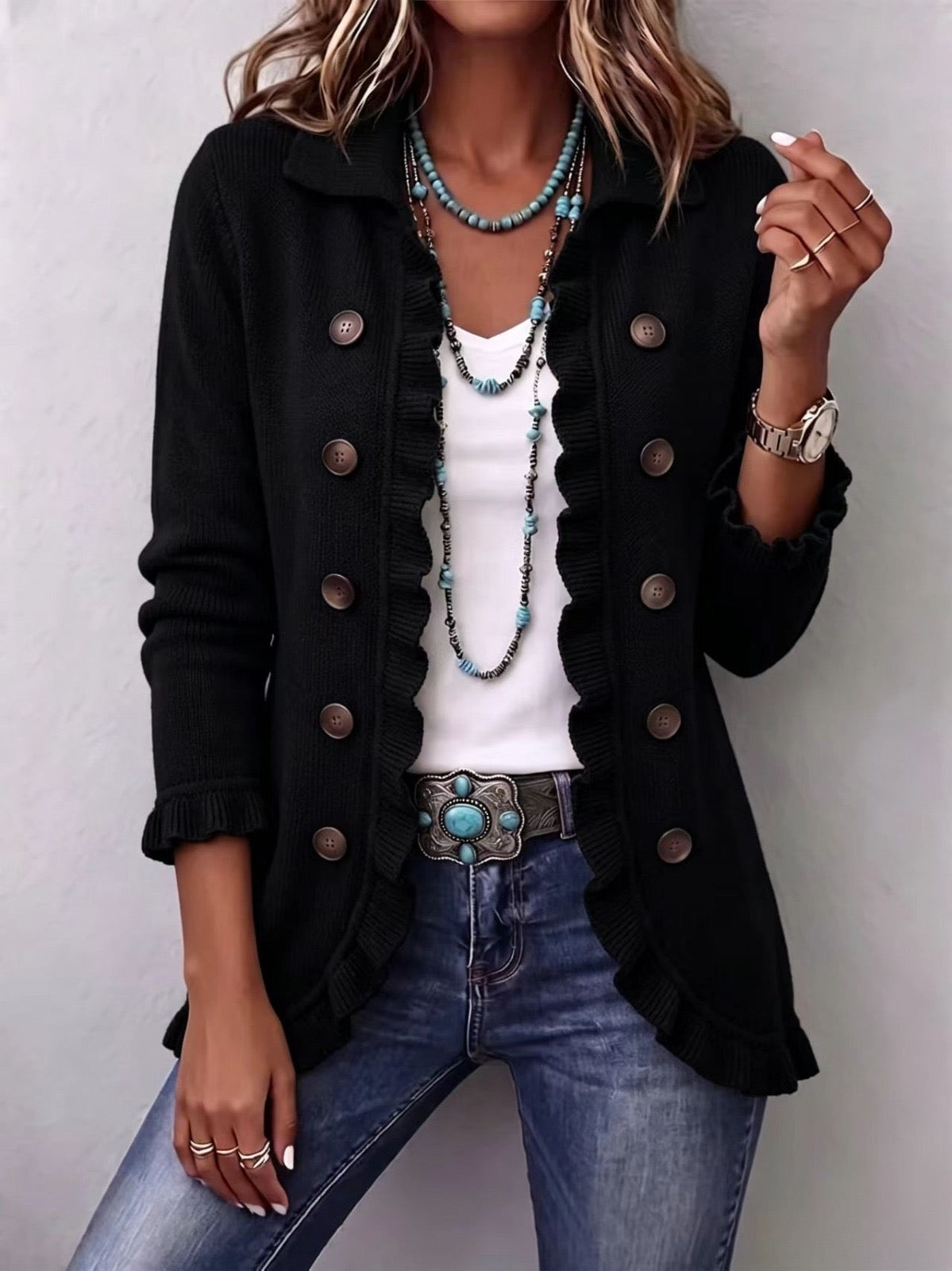 Camila | Chaqueta de Punto Negra con Volantes