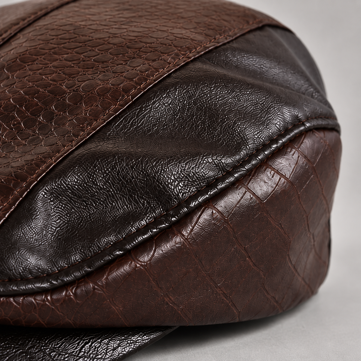 Montgomery | Boina de cuero Prestige