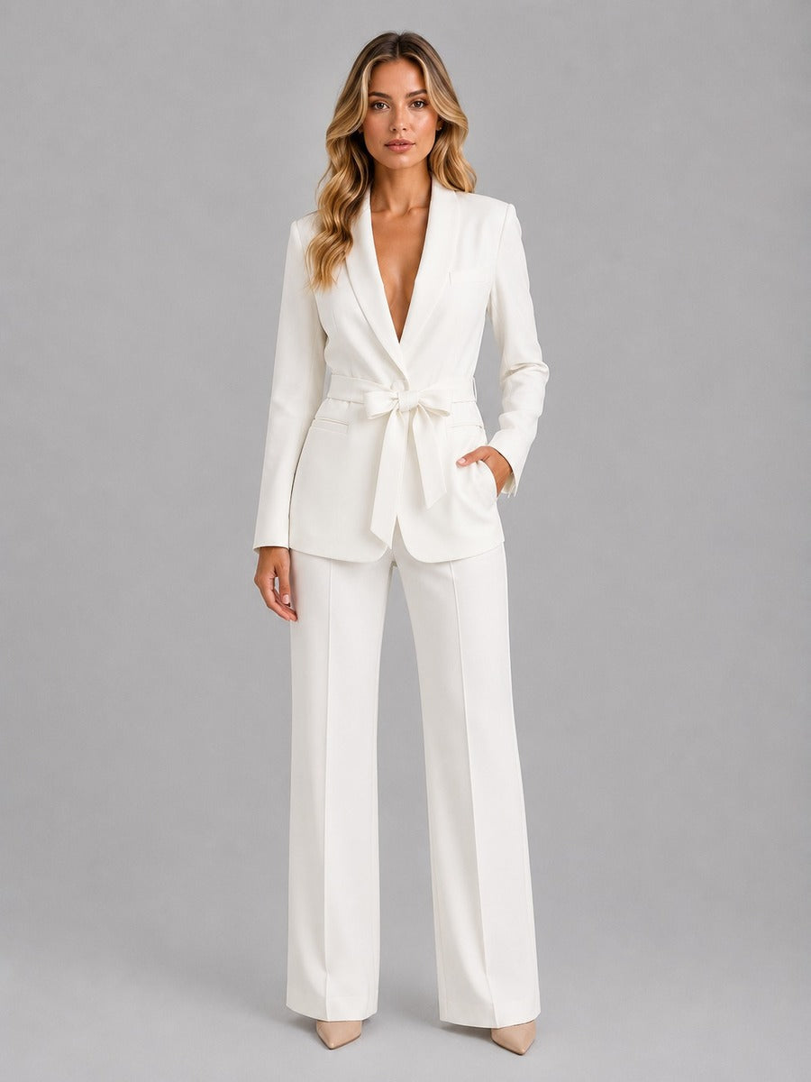 Genziana | Conjunto de Dos Piezas con Blazer de Cuello Chal y Cinturón