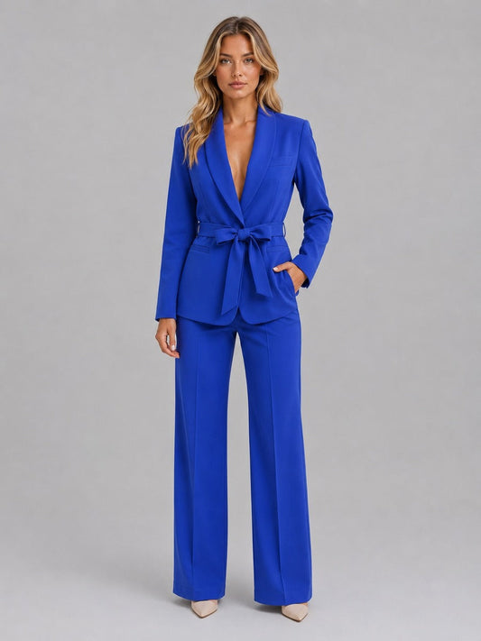 Genziana | Conjunto de Dos Piezas con Blazer de Cuello Chal y Cinturón